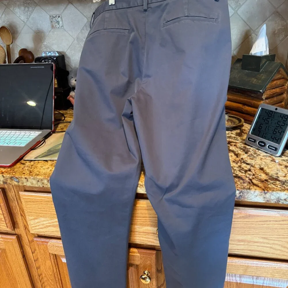 Men's Banana Republic Long Pants Slim Fit 33 x 32 Blue